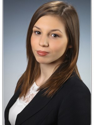 Drozdik Nóra