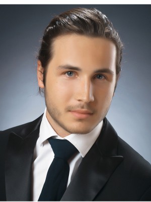 Plutzer Tamás